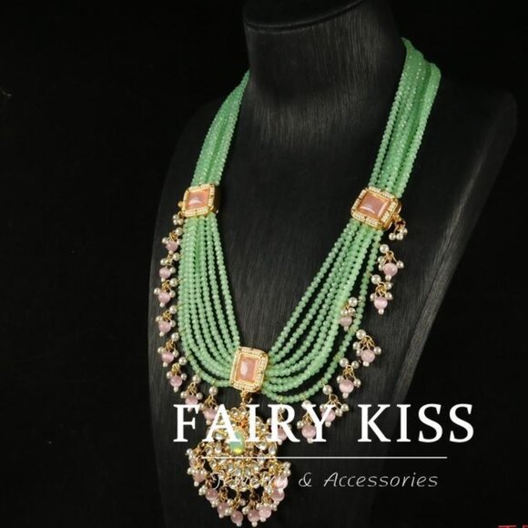 Maximalist Pink Pearl & Green Bead Tassel Necklace - Picture 4 of 4